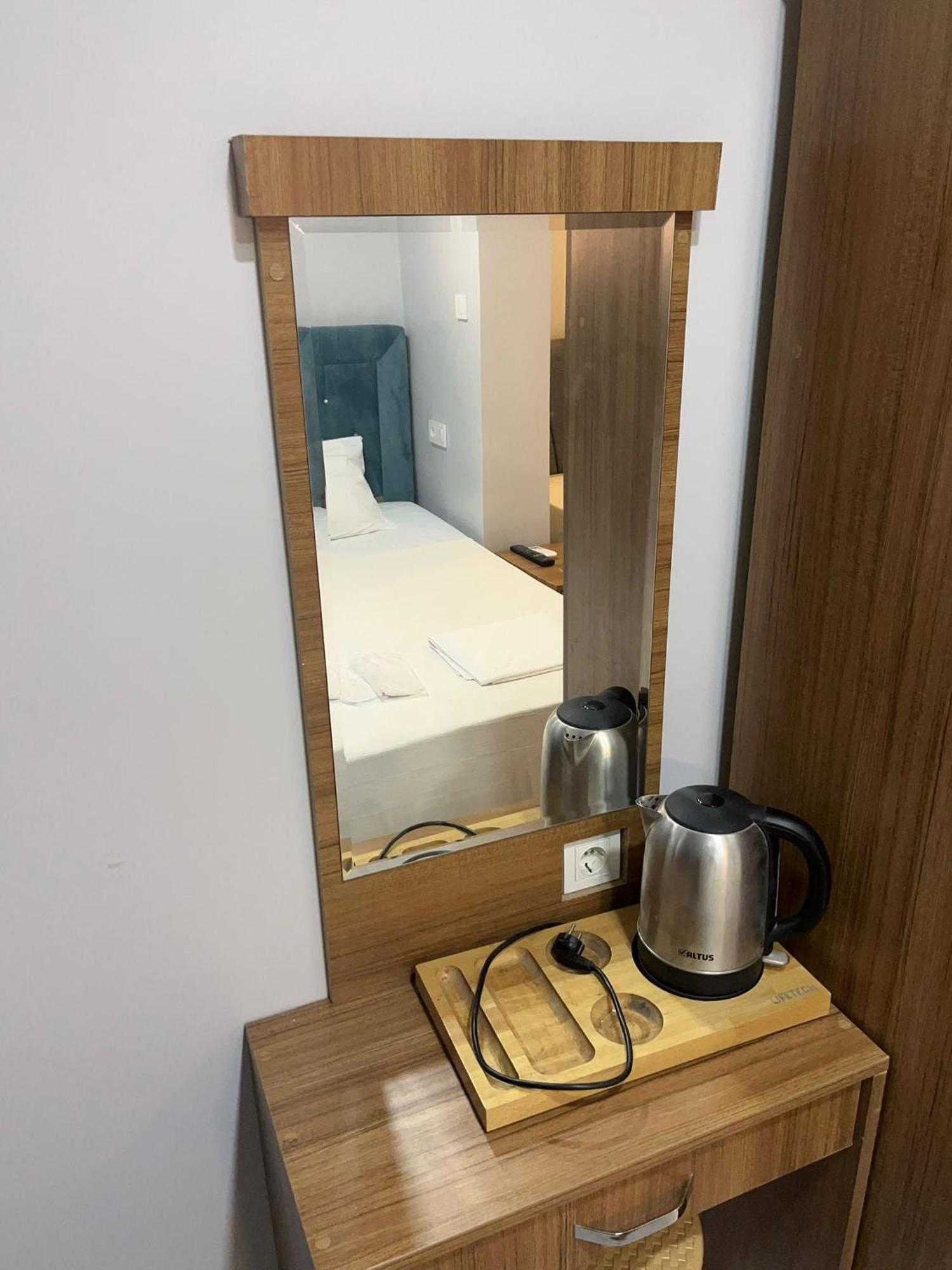 Riverland Suites Apart Hotel 伊斯坦布尔 外观 照片
